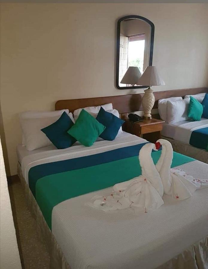 Hotel La Siesta Liberia Szoba fotó